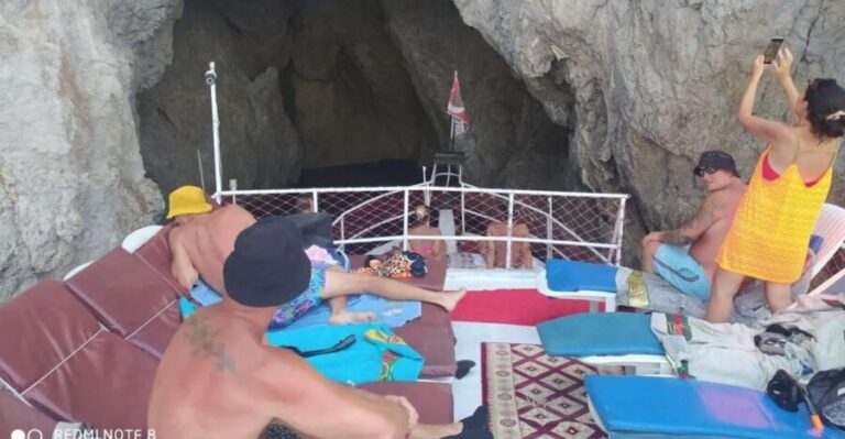 Marmaris Boat Trip Lunch & Unlimited Soft & Alcoholic Drinks - The Experience: What It Feels Like