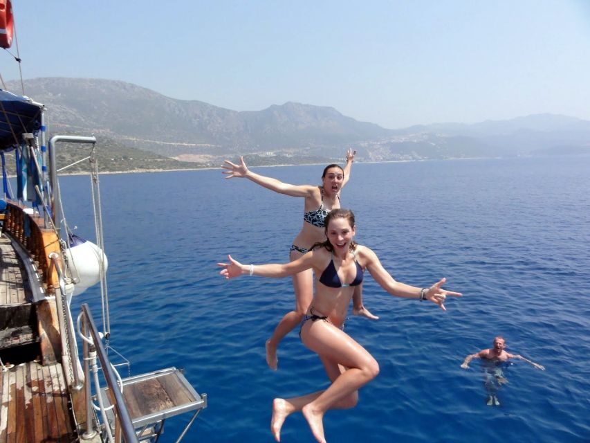Marmaris: Boat Trip with Unlimited Drinks and BBQ Lunch - Practical Tips for Your Trip