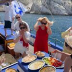 Marseille: Sailing cruise in the calanques, lunch and wine - Frequently Asked Questions