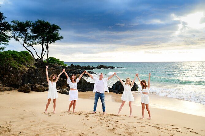 Maui Family and Couple Beach Photo Session - A Deep Dive into the Experience