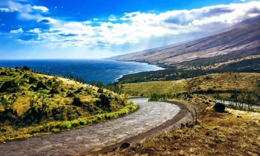 Maui: North Shore and Hana Highway Tour with Breakfast - A Deep Dive into the Maui North Shore and Hana Highway Tour
