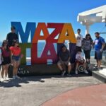 Mazatlan: Guided City Tour with Cliff's Diver Show & Lunch - Key Points
