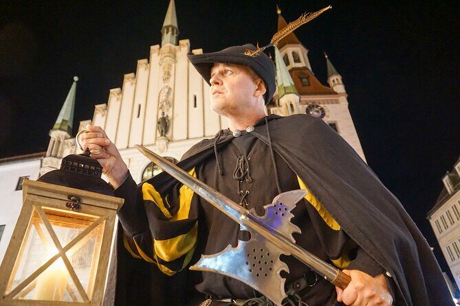 Medieval city tour with night watchman in Munich in German - A Deep Dive Into the Munich Night Watchman Tour
