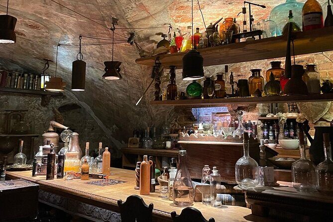 Medieval Experience: Guided Sightseeing and Food Tasting - Practical Details and Value