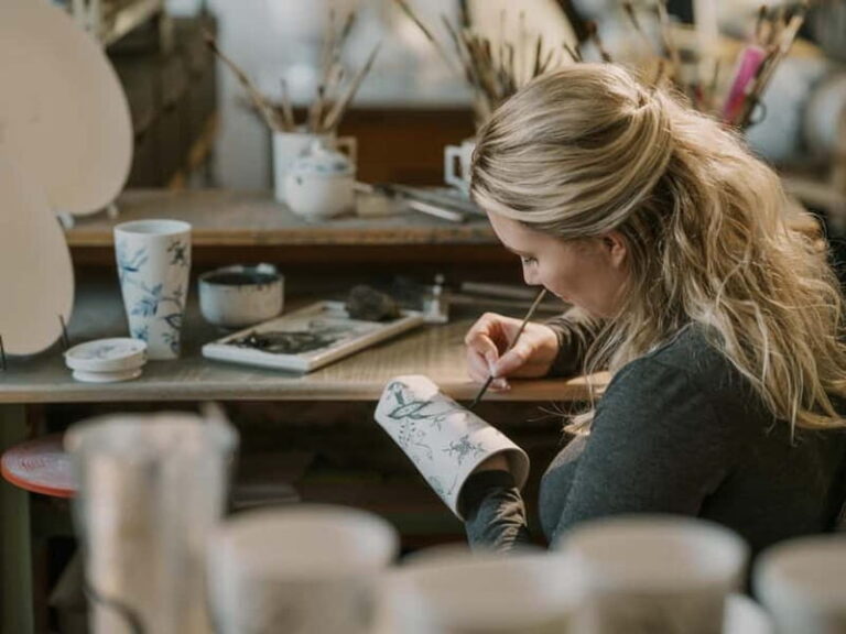 Meissen: Porcelain Manufactor Behind the Scenes Tour - Who Should Consider This Tour?