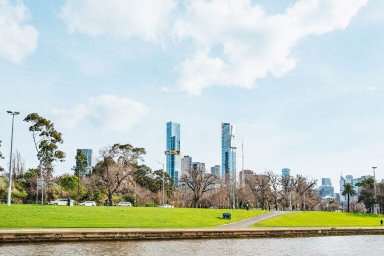 Melbourne: 1-Hour Gardens and Sporting Precinct River Cruise - FAQ