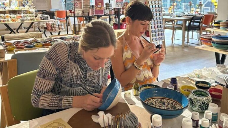 Melbourne: Ceramic Plates & Bowls Paint and Sip Classes - Why You’ll Love This Experience