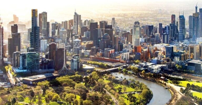 Melbourne: City Highlights, Suburbs & Laneways Bus Tour - Key Points