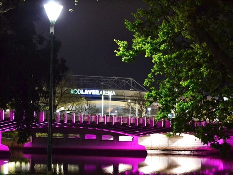 Melbourne: Nighttime Private City Tour with Transfer & Stops - An In-Depth Look at the Nighttime Melbourne Experience