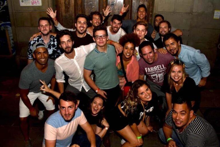 Melbourne: Weekly Bar Crawl: 5 Free shots, Club Entry - Final Thoughts: Is This Tour Right for You?