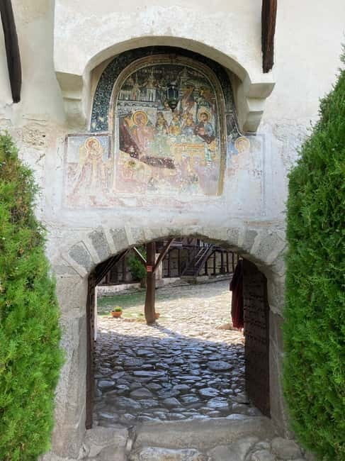 Melnik the city of win,Rozhen Monastery day trip from Sofia - In-Depth Look at the Itinerary