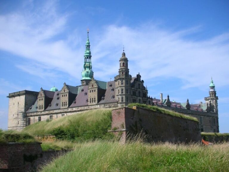 Mesmerizing Helsingør Private Family Walking Tour - Exploring Helsingør on a Personal Level