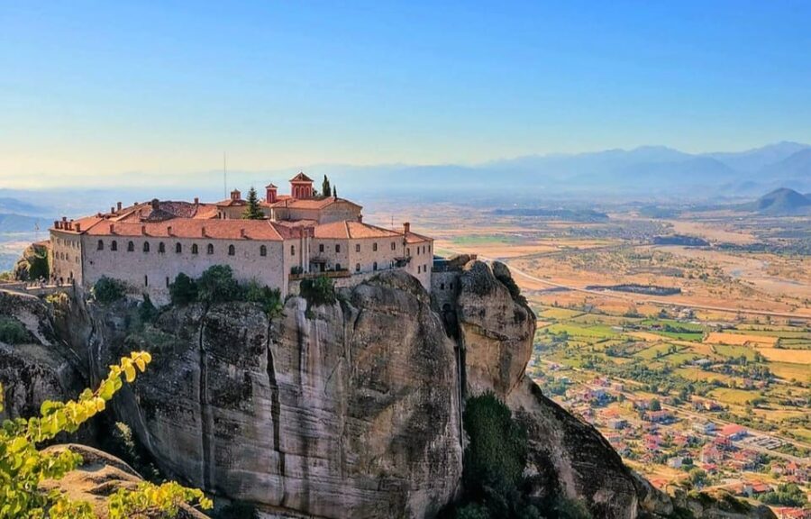 Meteora Monasteries: Full Day Tour from Athens - Visiting the Monasteries: A Journey Through Time and Art