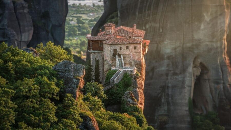 Meteora: Morning Monasteries Tour with Photo Stops - A Deep Dive into the Meteora Morning Monasteries Tour