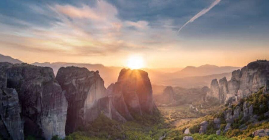Meteora Private Full Day Tour from Athens & Free Audio Tour - Who Will Love This Tour?
