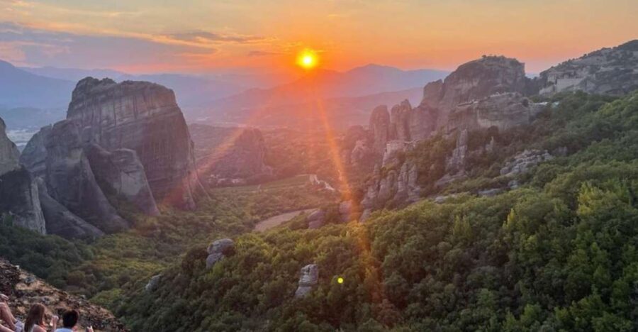 Meteora: Small Size Sunset Tour with Local Guides - Exploring the Meteora Sunset Tour in Detail