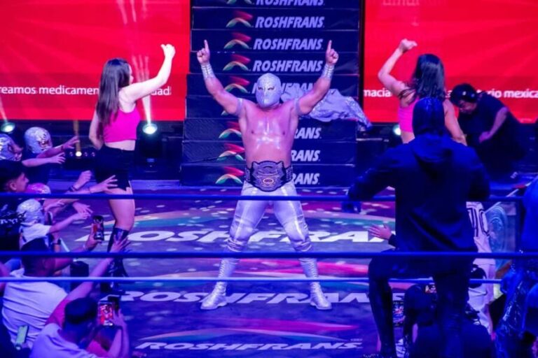 Mexico City: Local Walking Tour with Mezcal & Wrestling Show - Exploring Mexico City’s Evening Scene