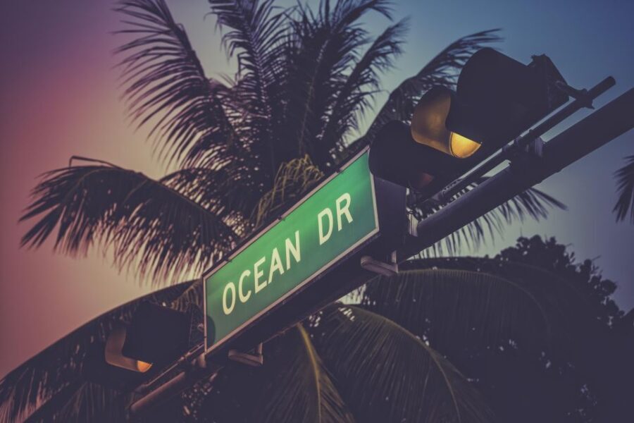 Miami Beach Bar Tour: Art Deco & Neon Lights with Historian - Exploring Miami Beach on a Personal Level