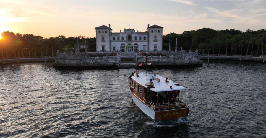 Miami Beach: Vizcaya Sunset Cruise Includes Food and Drink - The Sunset and Skyline