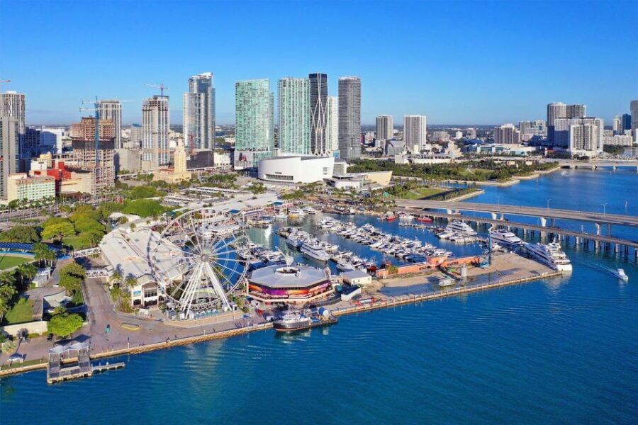 Miami: Biscayne Bay Boat Cruise with Transportation Included - Who Should Consider This Tour?