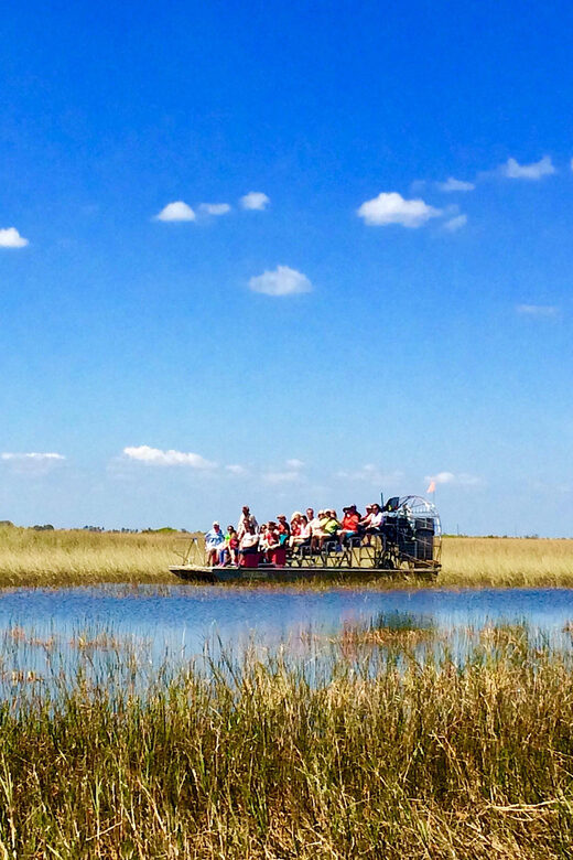 Miami: Everglades Airboat Alligator Tour with Transfer - What Makes This Tour Stand Out?
