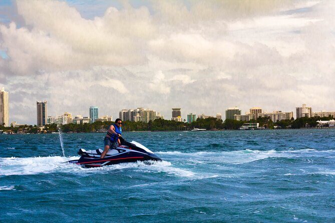 Miami: Jet Ski Tour of Biscayne Bay from Bayside Marketplace - A Closer Look at the Miami Jet Ski Tour