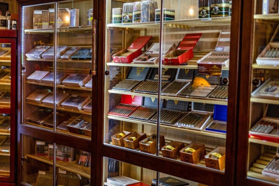 Miami: Little Havana Wow Walking Tour - Small Group Size - A Deep Dive Into the Little Havana Experience