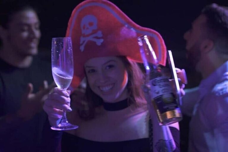 Miami Party Boat Cruise: City Lights & Skyline Views! - Who Should Consider This Experience?