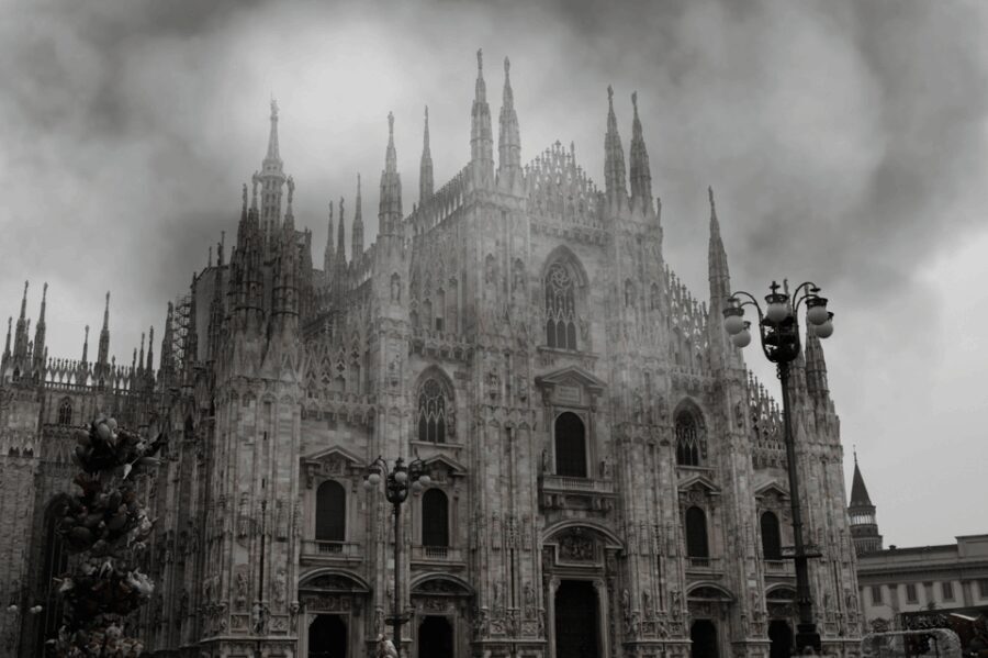 Milan: Ghosts, Mysteries, and Secrets Guided Walking Tour - Exploring the Haunted Sites