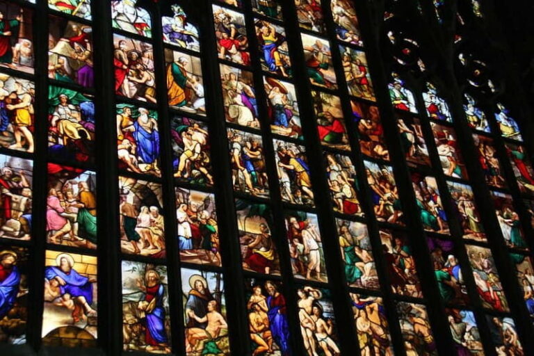 Milan: Myths, Legends, and Witches Dark Side Walking Tour - The Sum Up: Is This Tour Right for You?