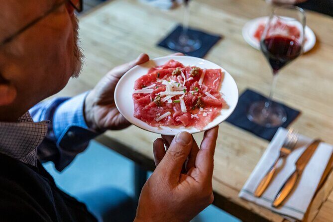 Milan: Navigli Food & Drinks Tour with Eating Europe - Stop 2: Ripa di Porta Ticinese – Canal-side Charm