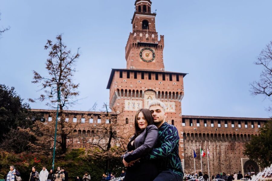 Milan: Professional Photoshoot Outside Sforza Castle - A Detailed Look at the Experience