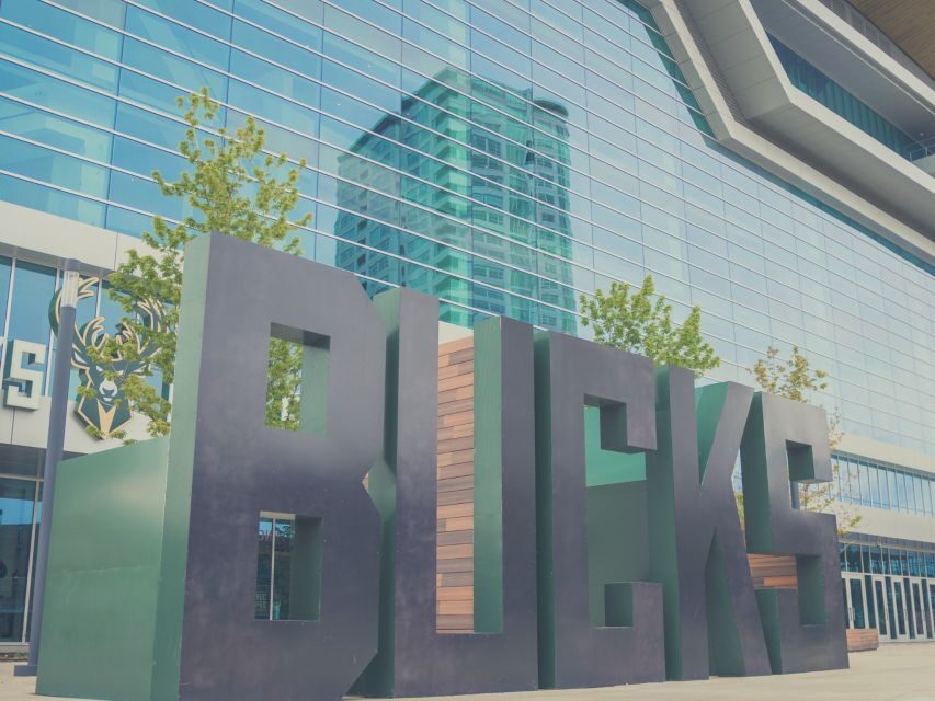 Milwaukee: Milwaukee Bucks Basketball Game Ticket - Detailed Breakdown of the Experience