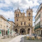 Minho: Private Braga and Guimarães Tour - Transportation and Guide Experience