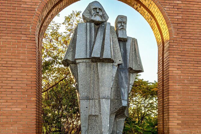 Minivan to Communist Statues and Memento Park with Live Guide - An In-Depth Look at the Experience