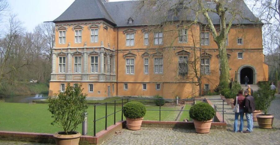 Mönchengladbach: Castles Of Niederrhein Guided Segway Tour - A Deep Dive into the Mönchengladbach Segway Tour