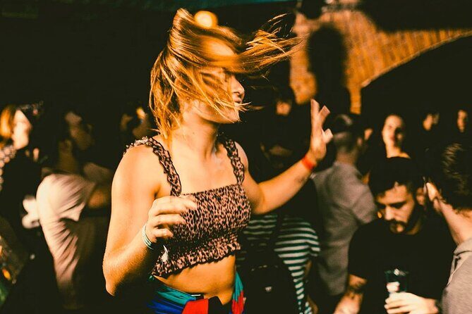 MONDAYS LIKE FRIDAYS - GIRLS 3 FREE DRINKS | Admission Ticket - In-Depth Review of the Experience