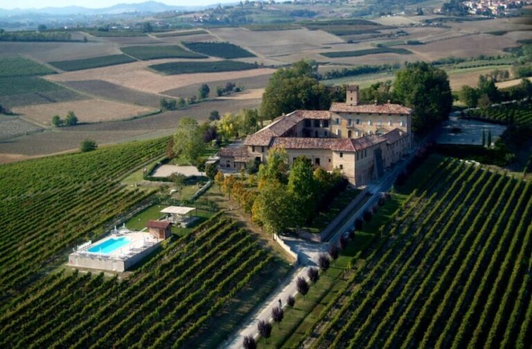 Monferrato: Museum Visit and Tasting at Razzano Castle - Key Points