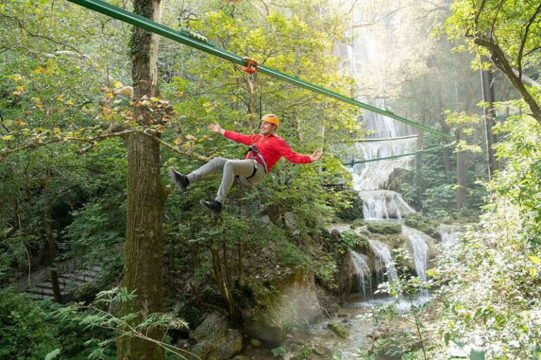 Monterrey,NL: IBO Roller Zip in Cola de Caballo - What to Expect on Your Day in Santiago