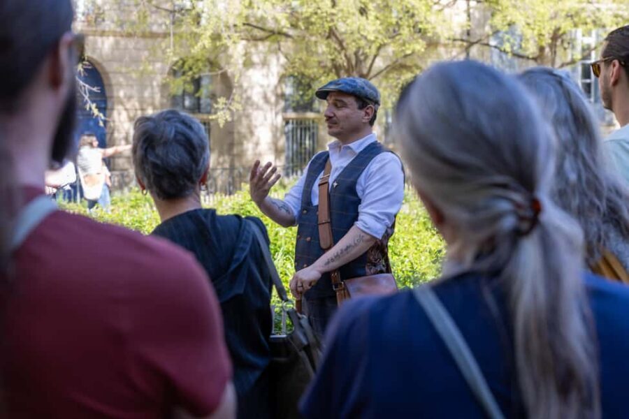 Montpellier Légendaire: interactive storytelling tour - Let’s Break Down the Experience in Detail