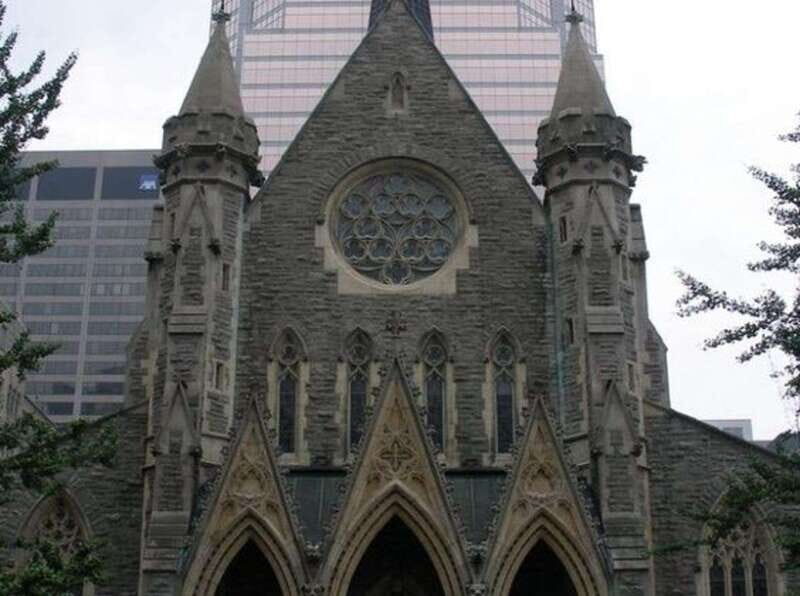 Montreal : Street Art Walking Tour With A Guide - The Neighborhoods and Art Spots