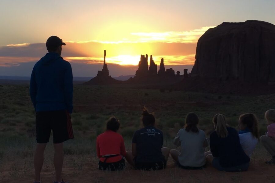 Monument Valley: Sunset Tour with Navajo Guide - A Detailed Look at the Monument Valley Sunset Tour