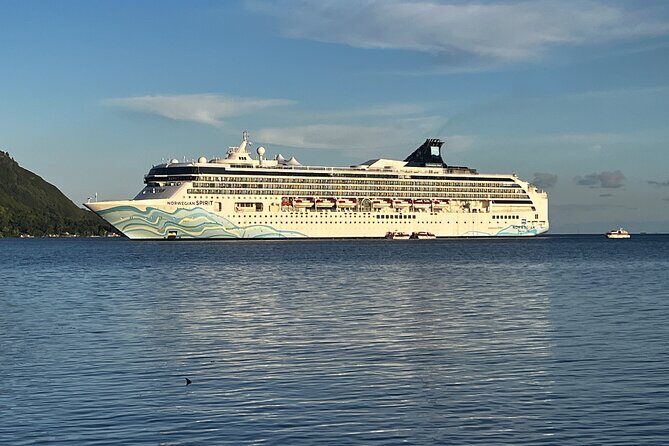 Moorea Cruise Ships: 4x4, Belvedere, Pineapple, & Magic Mountain - What Do You Get?