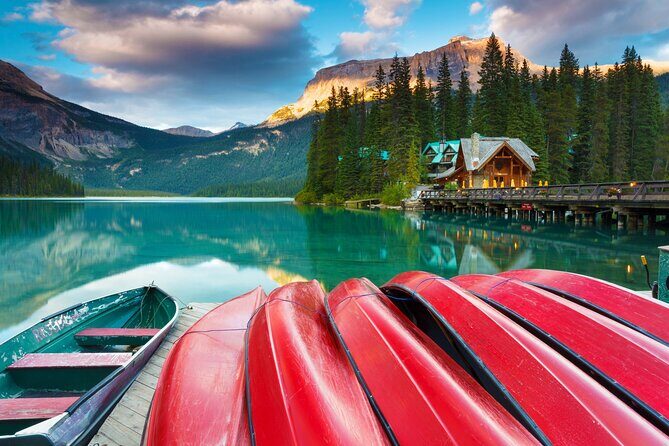 Moraine Lake, Lake Louise,Banff Town,Johnston Canyon from Canmore - A Deep Dive into the Banff Tour Experience