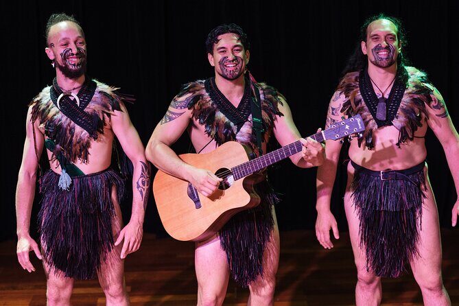 Mori Cultural Experience & Auckland Museum General Admission - Who Should Consider This Tour?