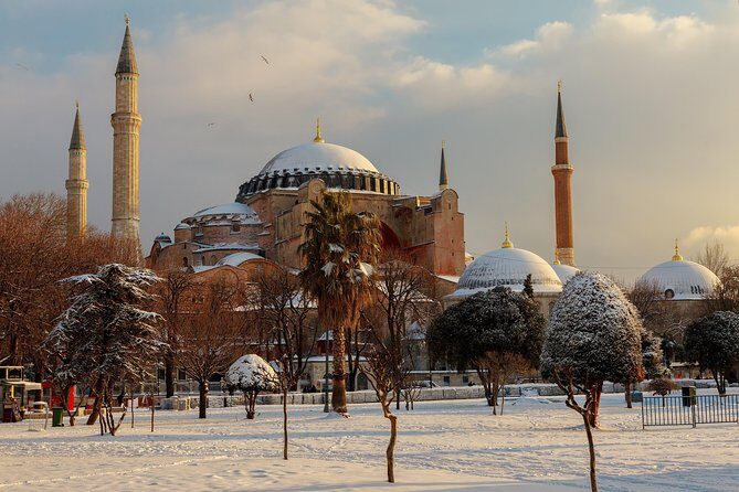 Morning Istanbul: Half-Day Tour with Blue Mosque, Hagia Sophia, Hippodrome and Grand Bazaar - Transportation and Group Size