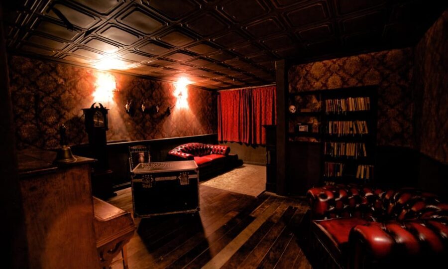 moviESCAPE Stockport Haunted House II escape room game - Who Will Love It?