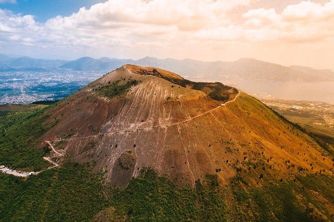 Mt. Vesuvius, Pompeii & Sorrento day-trip in 8 hours (privately) - Transportation and Comfort