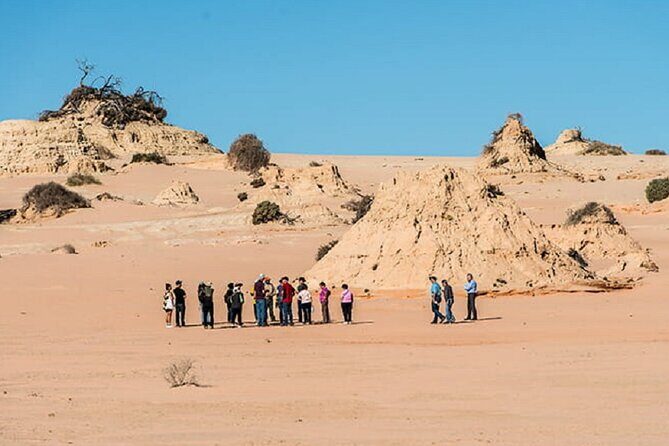 Mungo National Park: Mungo Lunette Guided Tour - A Close Look at the Mungo Lunette Guided Tour