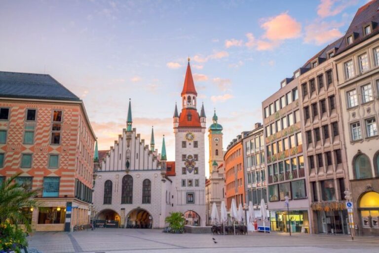 Munich: Alte Pinakothek and Old Town Private Walking Tour - Exploring Munich’s Old Town